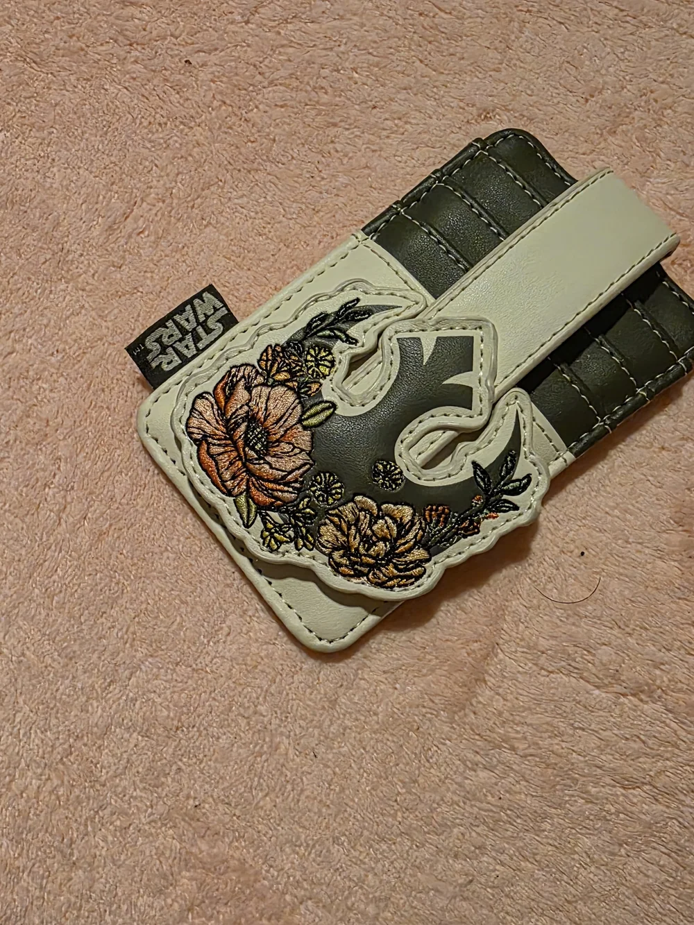 Loungefly stylish cream